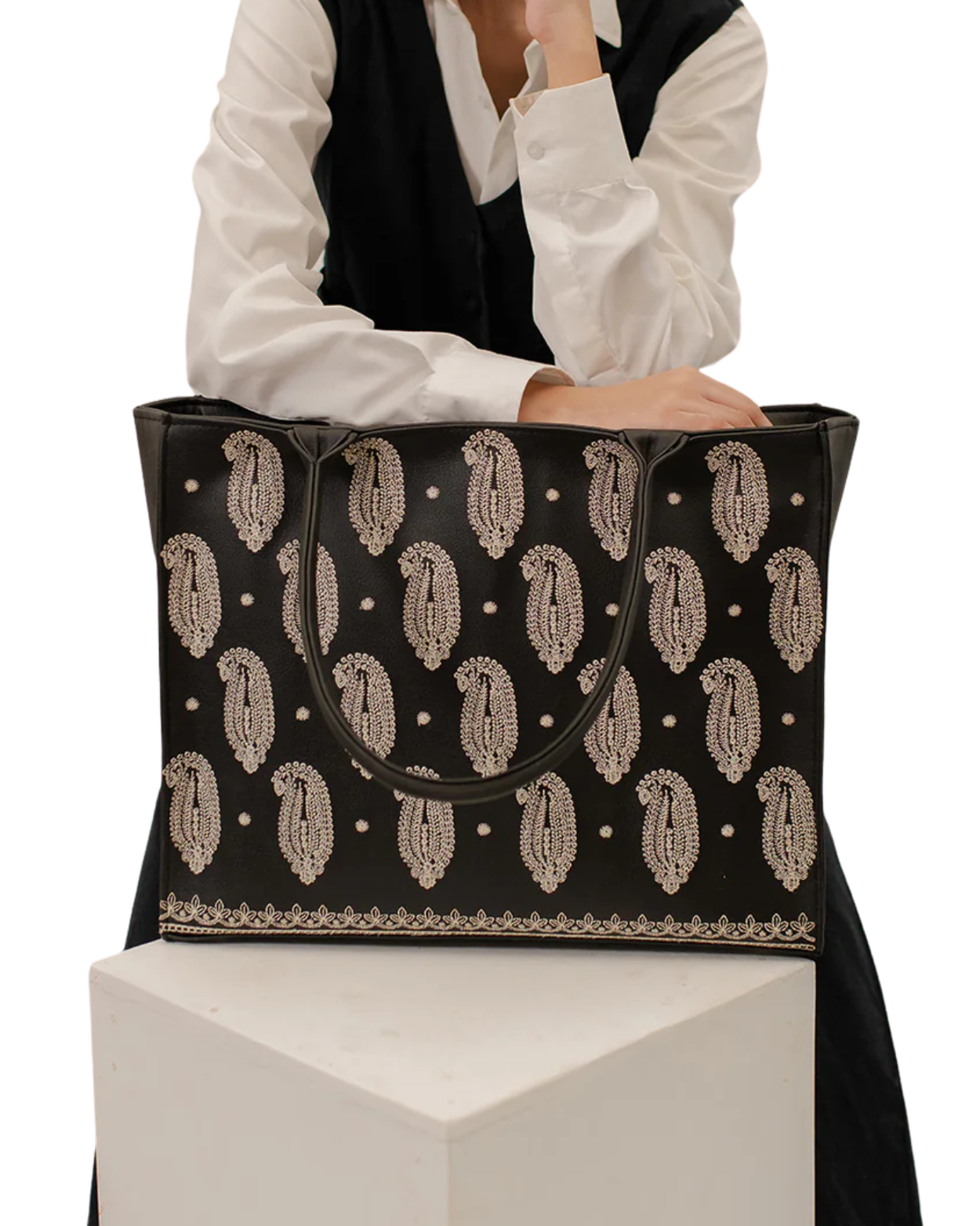 Regal Embroidered Tote Bag_black